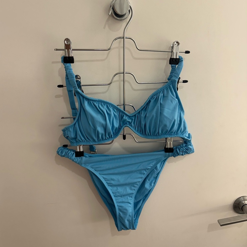 Dippin Daisy’s Bikini Set